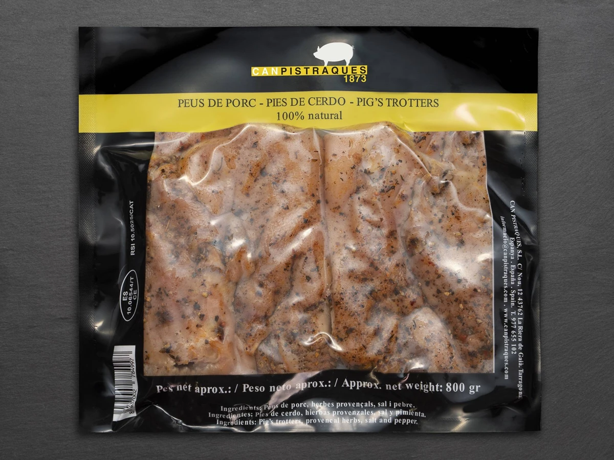 Pork trotters cooked with herbs from Can Pistraques