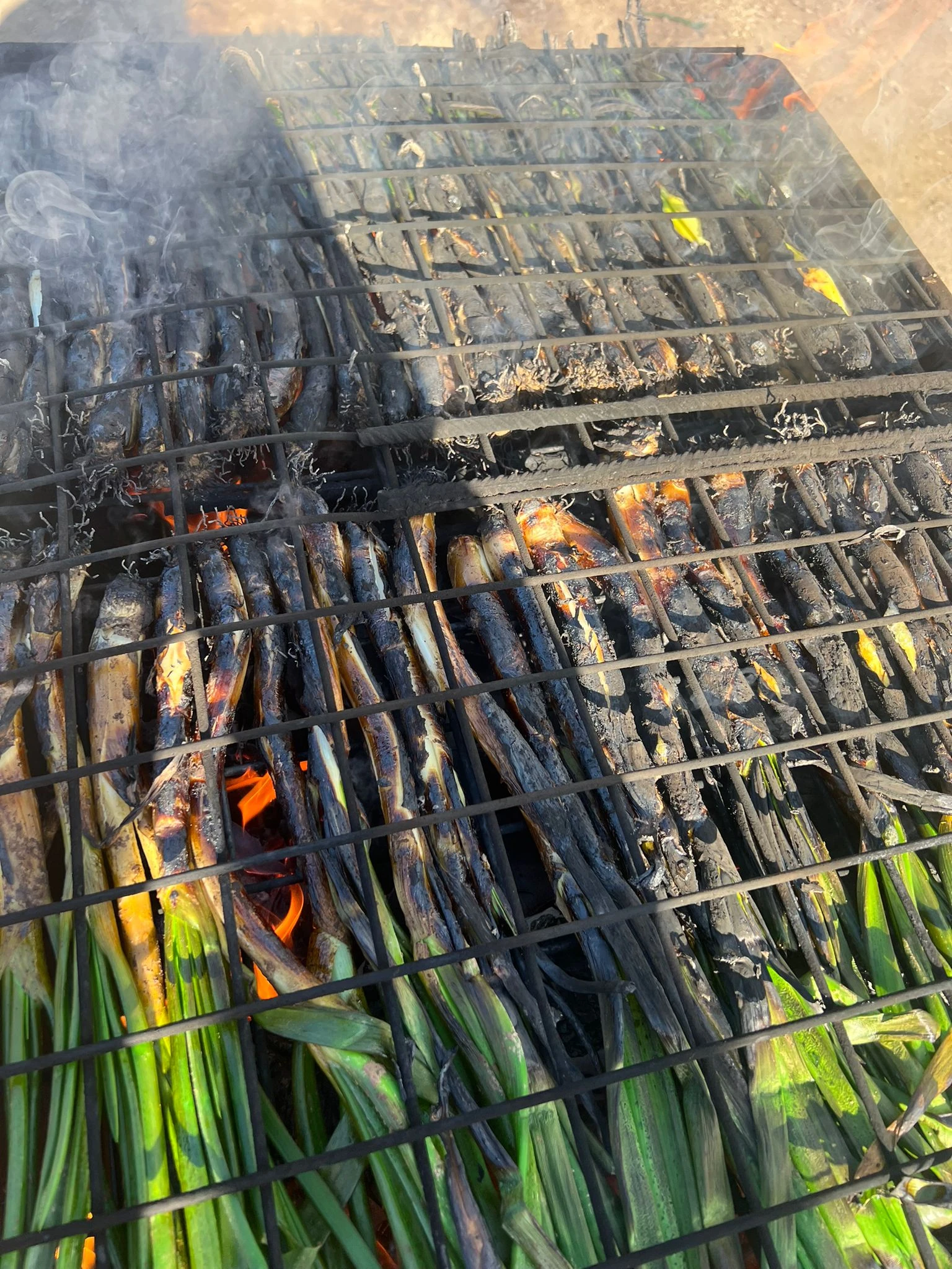 Calçots de Fruites Andreu durant la cocció