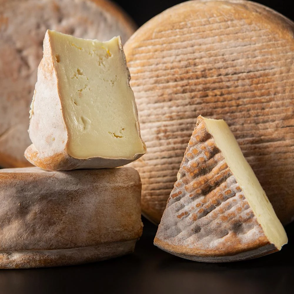 Piezas de queso Basalt de La Xiquella