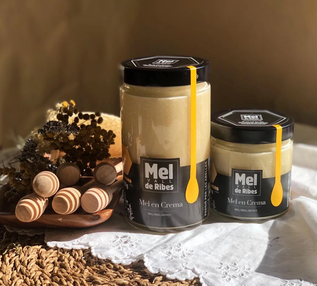 Dos tarros de miel en crema de Mel Vall de Ribes
